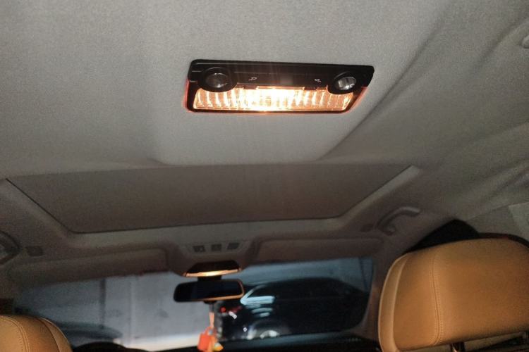 Used BMW 7 Series 2013 740Li Leading Model Headliner