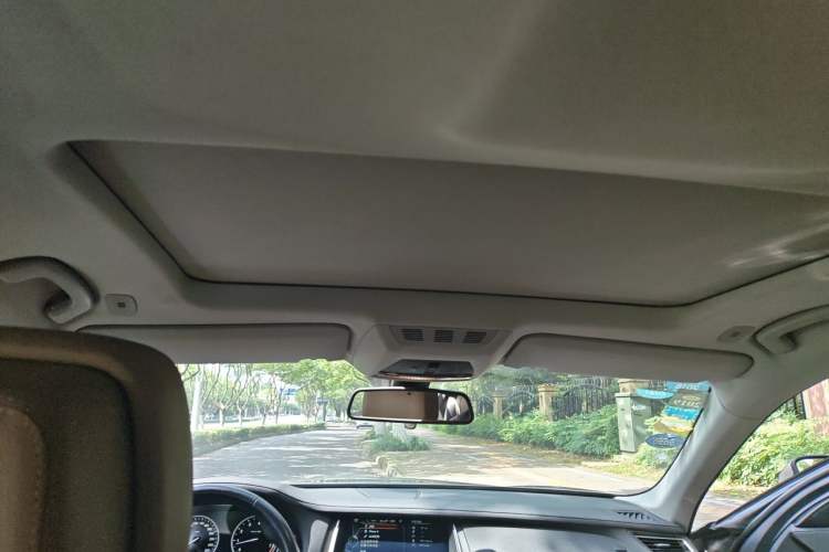 Used BMW 7 Series 2013 730Li Leading Model Headliner
