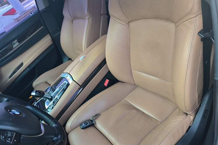 Used BMW 7 Series 2013 740Li Leading Model Left Front Seat