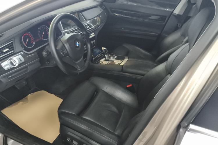 Used BMW 7 Series 2013 740Li Leading Model Left Front Seat