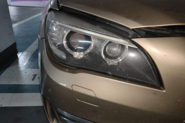 Used BMW 7 Series 2013 730Li Luxury Model Right Front Headlight