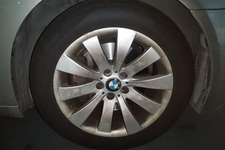 Used BMW 7 Series 2013 730Li Leading Model Right Front Wheel Hub