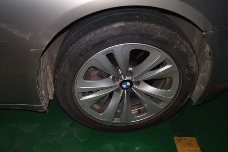 Used BMW 7 Series 2013 730Li Leading Model Right Front Wheel Hub