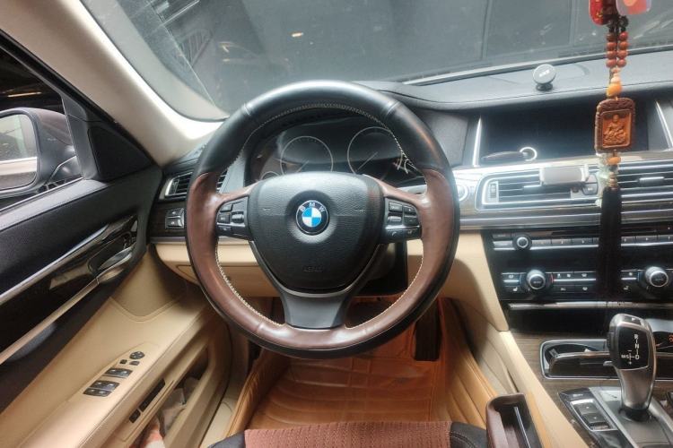 Used BMW 7 Series 2013 730Li Leading Model Steering Wheel