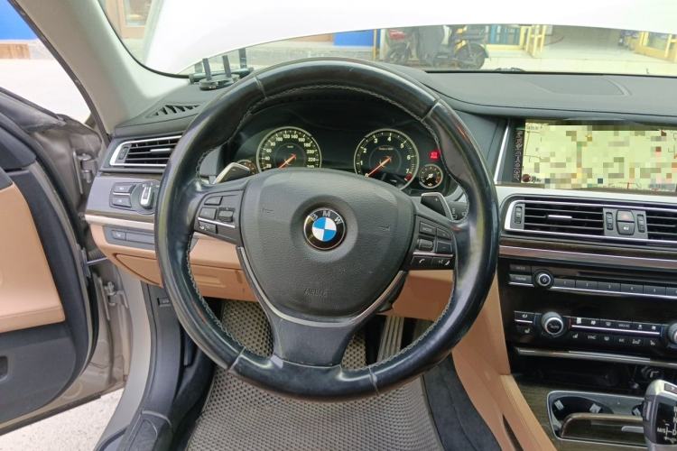 Used BMW 7 Series 2013 740Li Leading Model Steering Wheel