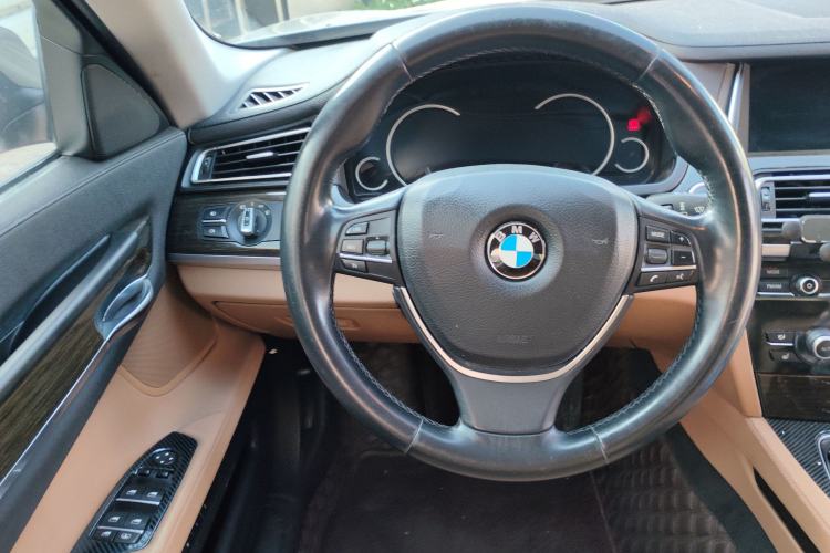 Used BMW 7 Series 2013 730Li Leading Model Steering Wheel