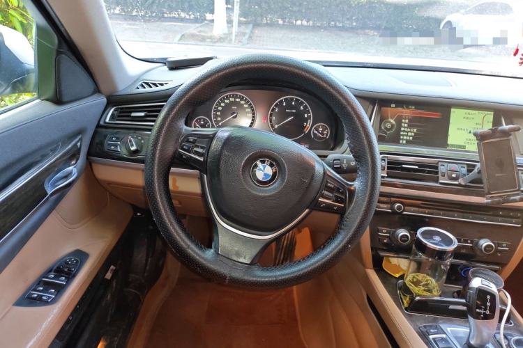 Used BMW 7 Series 2013 730Li Leading Model Steering Wheel