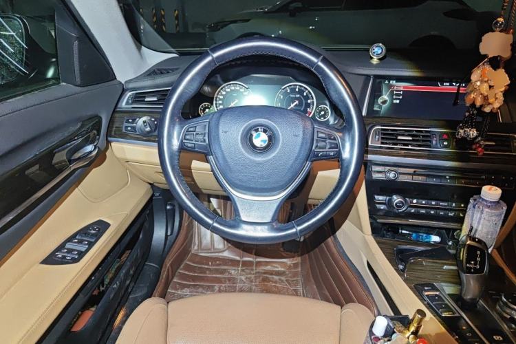 Used BMW 7 Series 2013 730Li Luxury Model Steering Wheel
