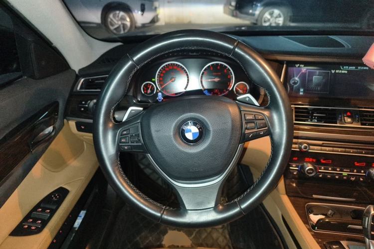 Used BMW 7 Series 2013 740Li Leading Model Steering Wheel