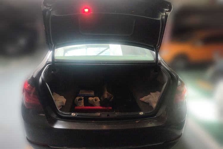 Used BMW 7 Series 2013 730Li Leading Model Trunk