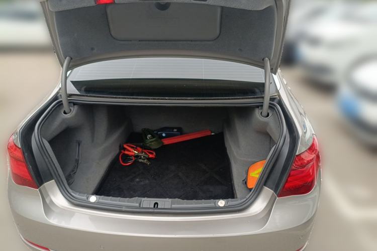 Used BMW 7 Series 2013 740Li xDrive Trunk