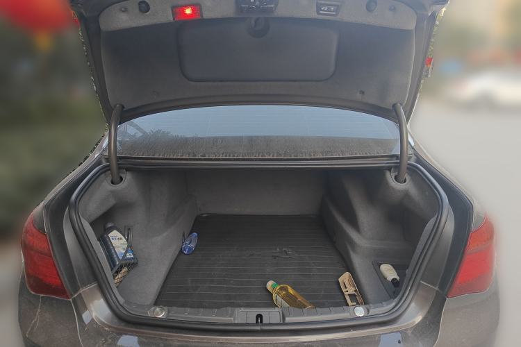 Used BMW 7 Series 2013 730Li Leading Model Trunk