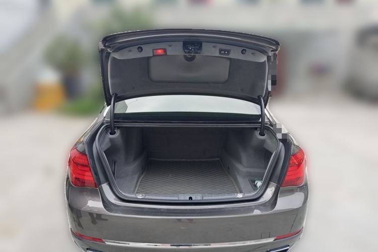 Used BMW 7 Series 2013 740Li Leading Model Trunk