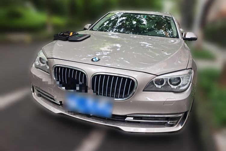 Używany BMW 7 Series 2013 730Li Leading Model Guazi used car, China used car export, Used car for sale, Used cars, Cheapest cars for sale