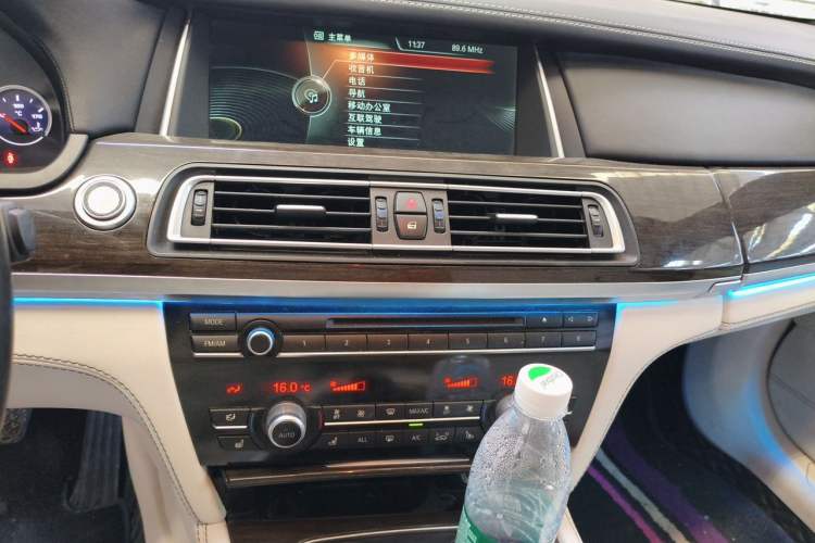 Used BMW 7 Series 2013 730Li Leading Model Audio And AC Panel