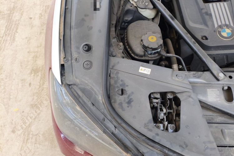 Used BMW 7 Series 2013 730Li Leading Model Engine Bay Right