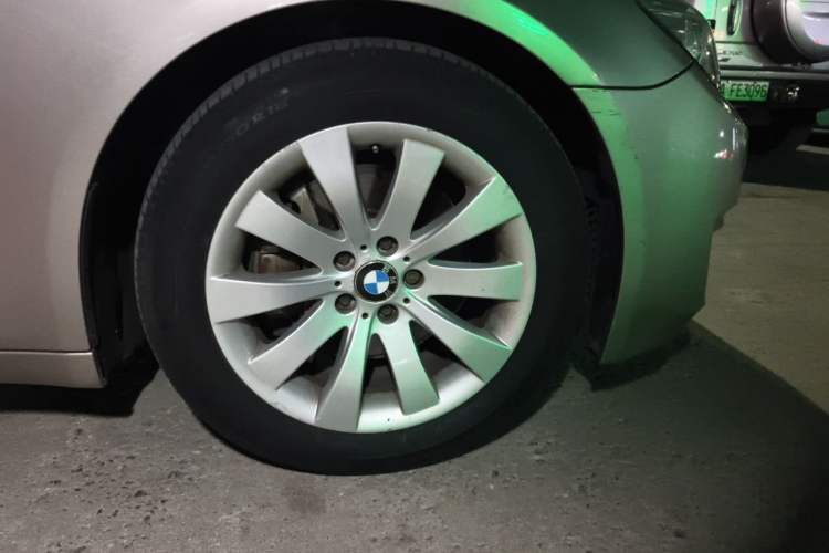 Used BMW 7 Series 2013 730Li Leading Model Right Front Wheel Hub