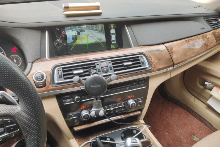 Used BMW 7 Series 2013 740Li Luxury Model Audio And AC Panel