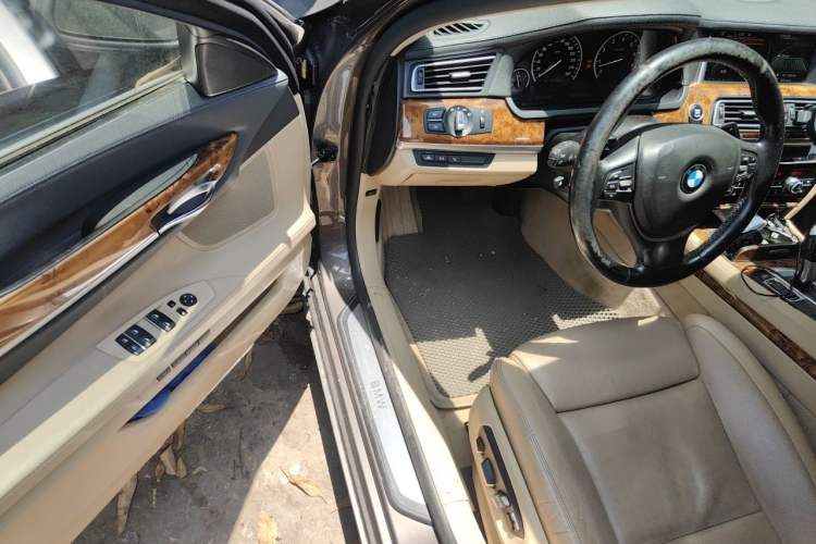Used BMW 7 Series 2013 740Li Luxury Model Driver Seat