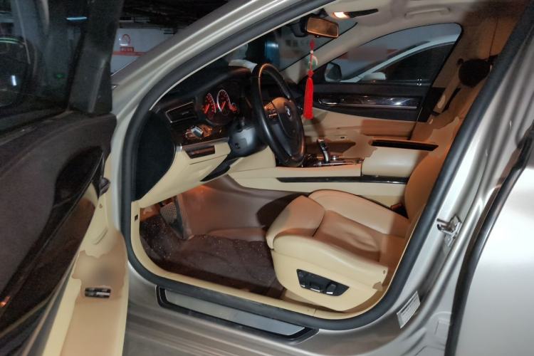 Used BMW 7 Series 2013 740Li Luxury Model Driver Seat