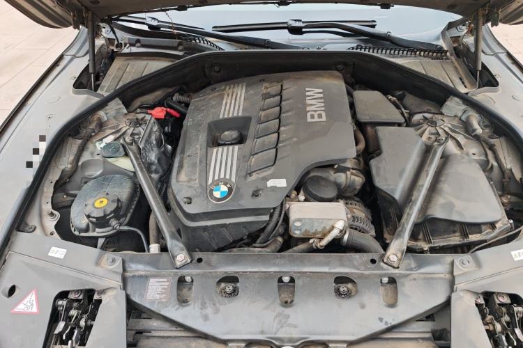 Used BMW 7 Series 2013 730Li Leading Model Engine Bay