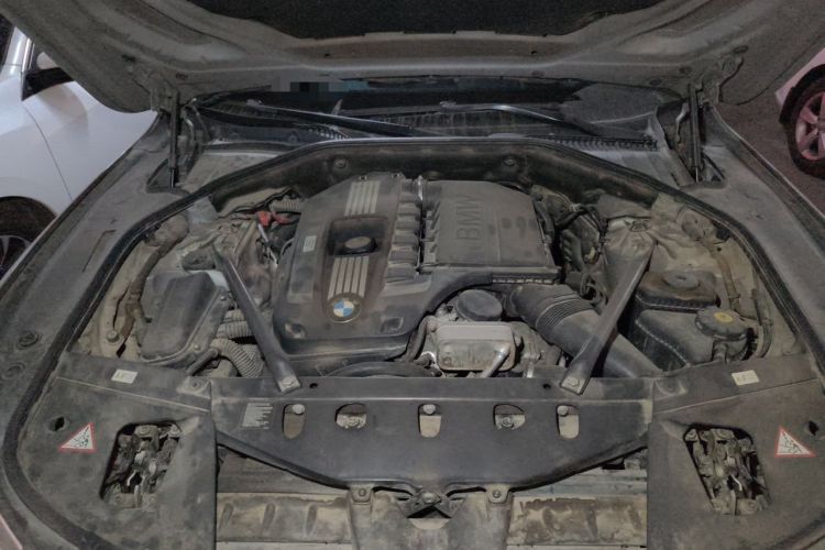 Used BMW 7 Series 2013 740Li Luxury Model Engine Bay