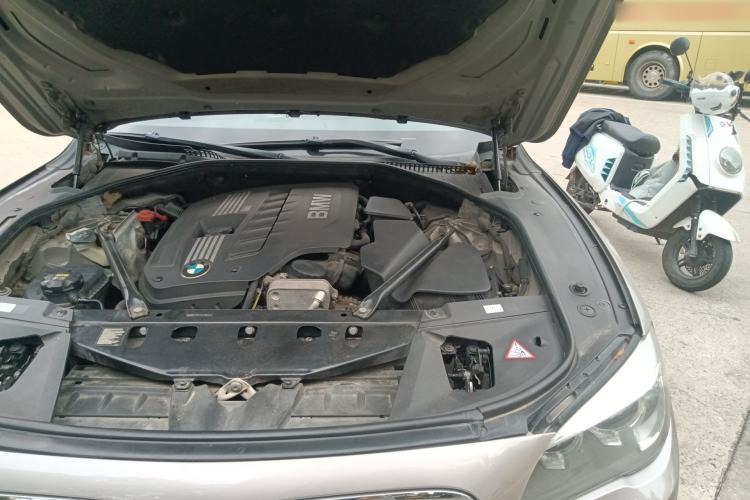 Used BMW 7 Series 2013 730Li Leading Model Engine Bay Left