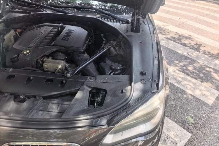 Used BMW 7 Series 2013 740Li Luxury Model Engine Bay Left
