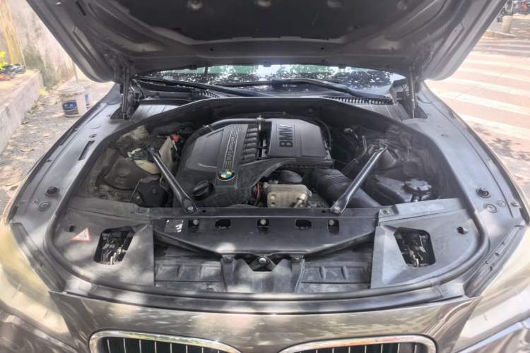 Used BMW 7 Series 2013 740Li Luxury Model Engine Bay