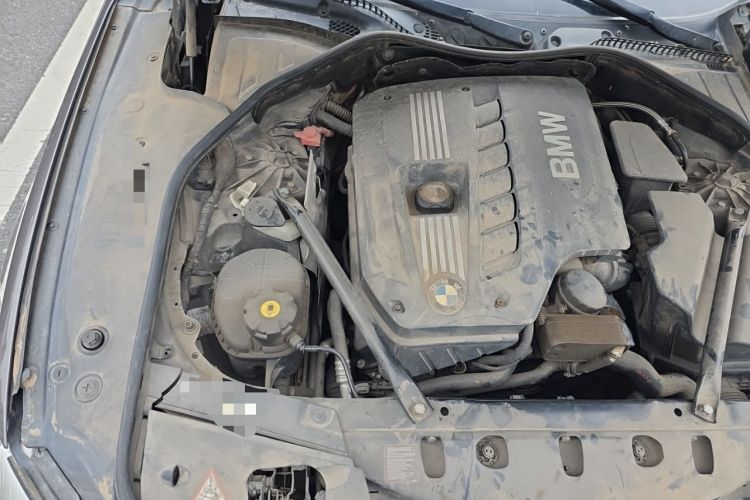 Used BMW 7 Series 2013 730Li Luxury Model Engine Bay Right