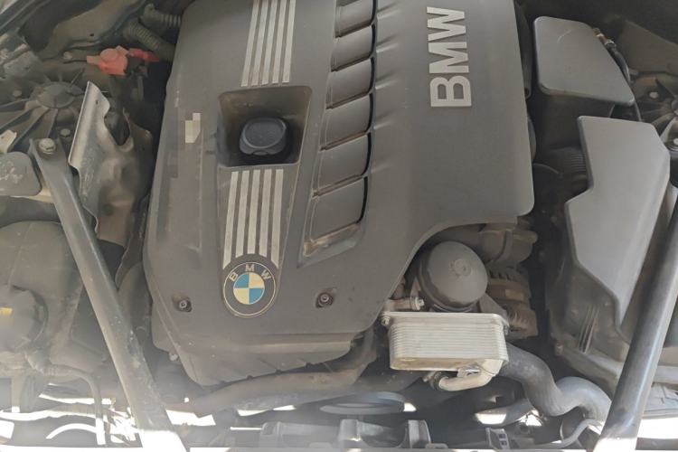 Used BMW 7 Series 2013 730Li Luxury Model Engine Bay