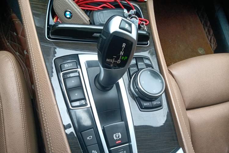 Used BMW 7 Series 2013 730Li Leading Model Gear Lever