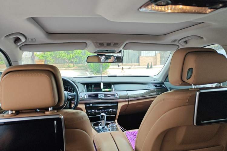 Used BMW 7 Series 2013 730Li Leading Model Headliner