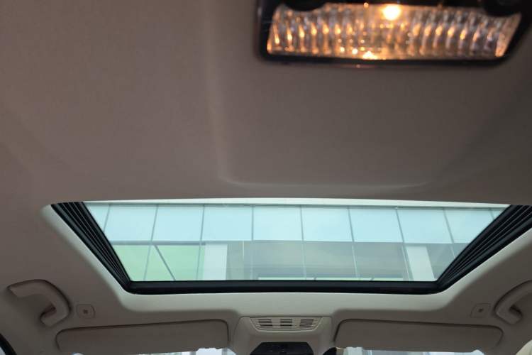 Used BMW 7 Series 2013 730Li Luxury Model Headliner