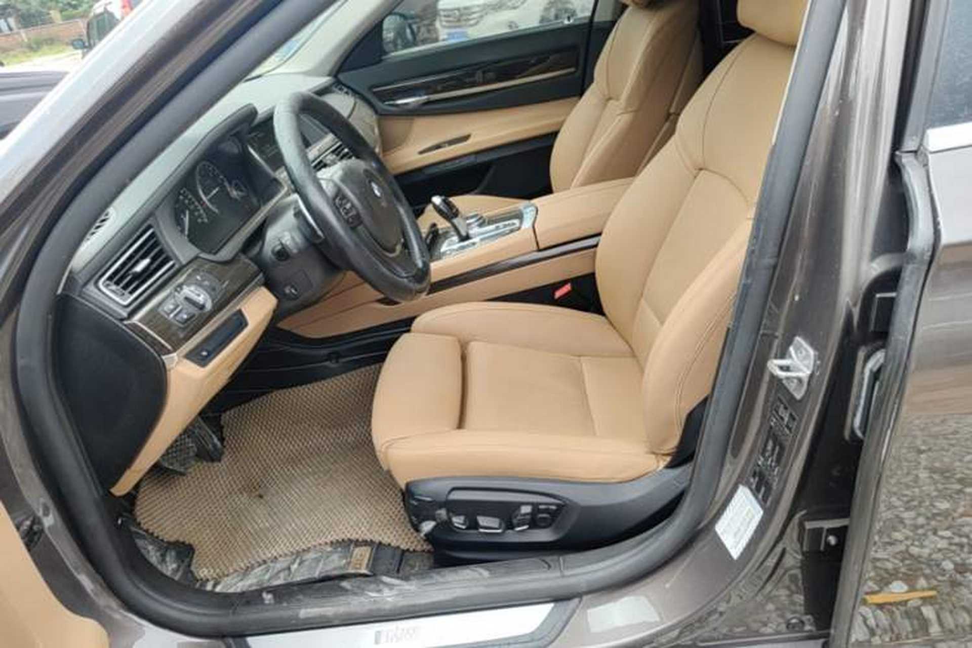 Used BMW 7 Series 2013 740Li Leading Model Left Front Seat