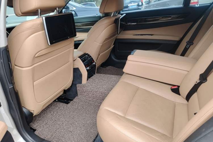 Used BMW 7 Series 2013 740Li Leading Model Left Rear Seat
