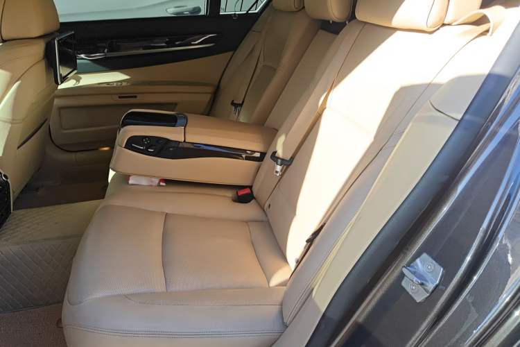 Used BMW 7 Series 2013 740Li xDrive Left Rear Seat