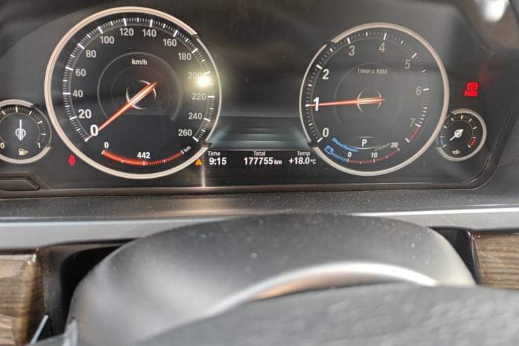Used BMW 7 Series 2013 730Li Leading Model Odometer Close Up