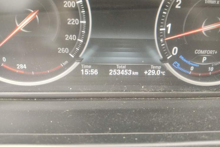 Used BMW 7 Series 2013 740Li Luxury Model Odometer Close Up