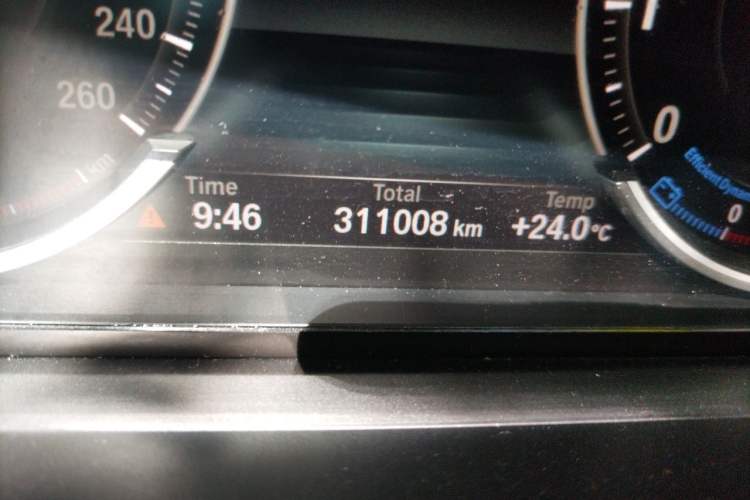 Used BMW 7 Series 2013 740Li Luxury Model Odometer Close Up
