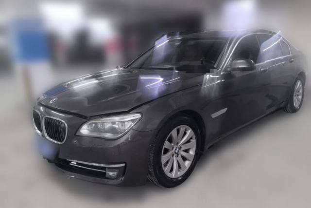 BMW 7 Series 2013 740Li Luxury Model usado