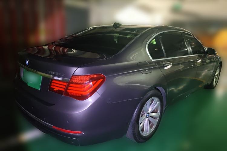 Used BMW 7 Series 2013 730Li Luxury Model Rear Right 45 Deg