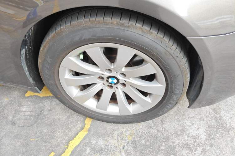 Used BMW 7 Series 2013 730Li Leading Model Right Front Wheel Hub