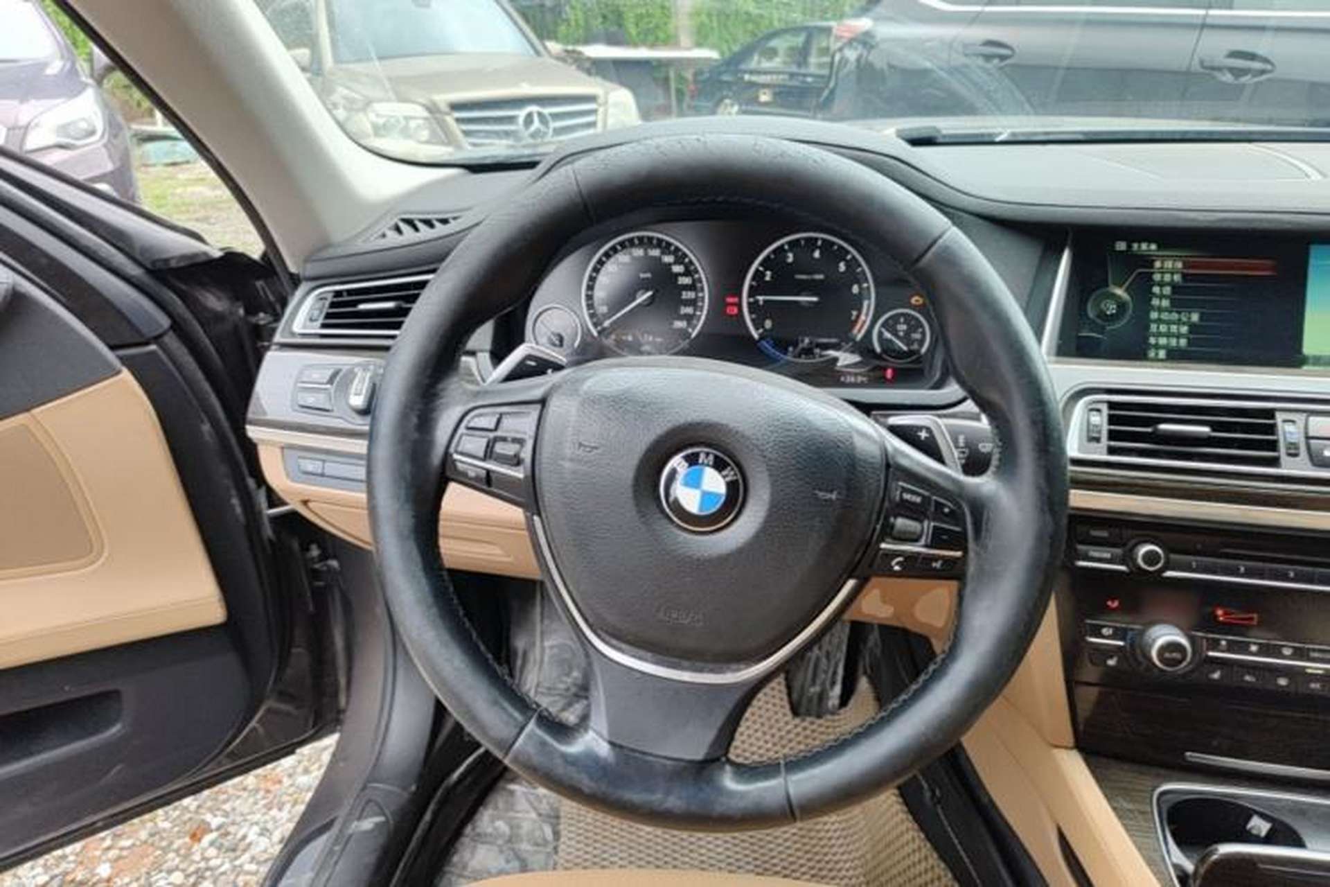 Used BMW 7 Series 2013 740Li Leading Model Steering Wheel