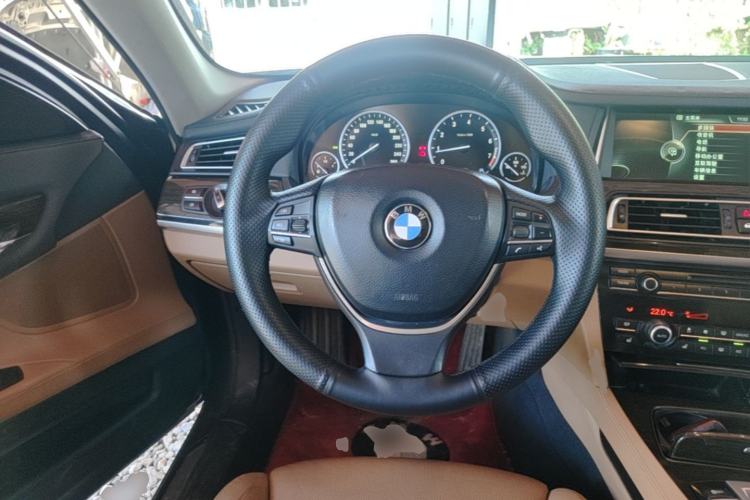 Used BMW 7 Series 2013 730Li Luxury Model Steering Wheel