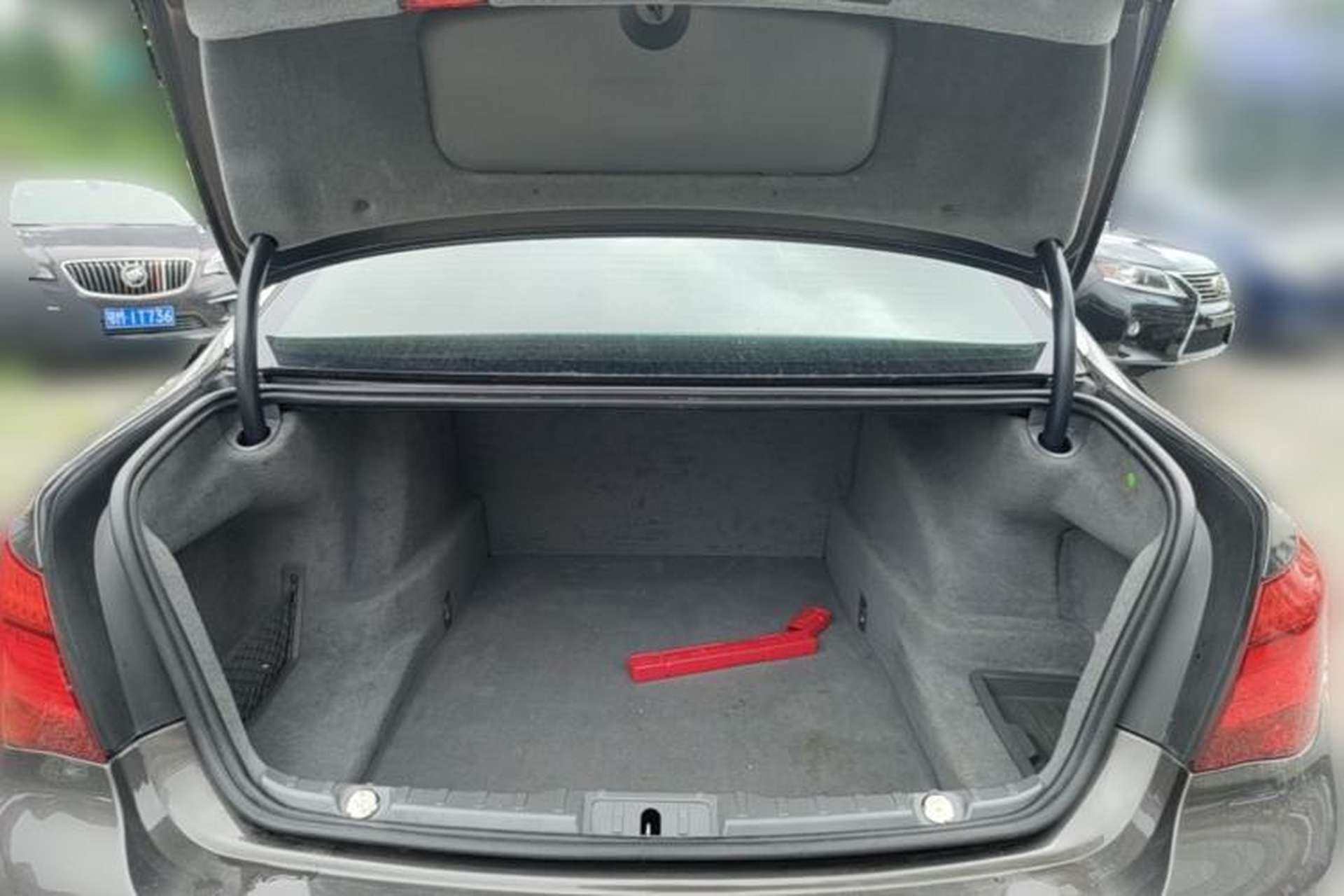Used BMW 7 Series 2013 740Li Leading Model Trunk