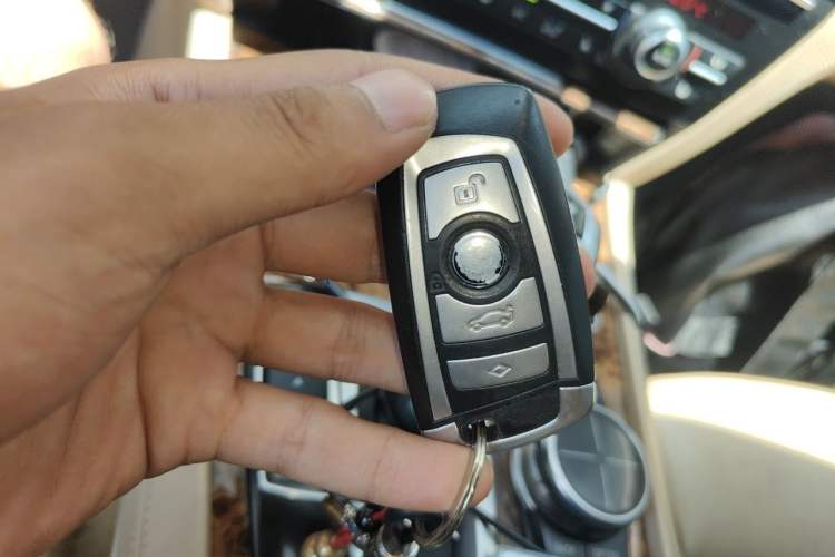 Used BMW 7 Series 2013 740Li Luxury Model Vehicle Key