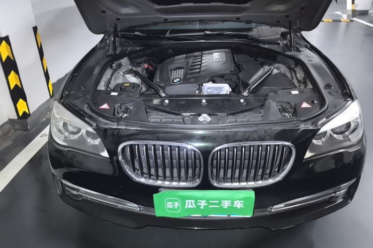 Used BMW 7 Series 2013 730Li Leading Model Engine Bay