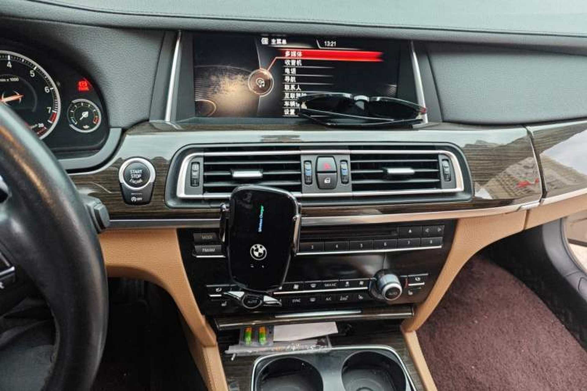 Used BMW 7 Series 2013 740Li Leading Model Audio And AC Panel