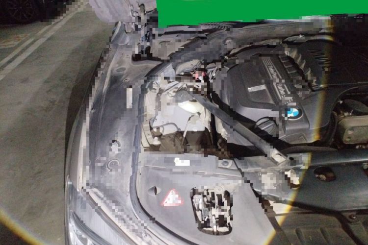 Used BMW 7 Series 2013 740Li xDrive Engine Bay Right